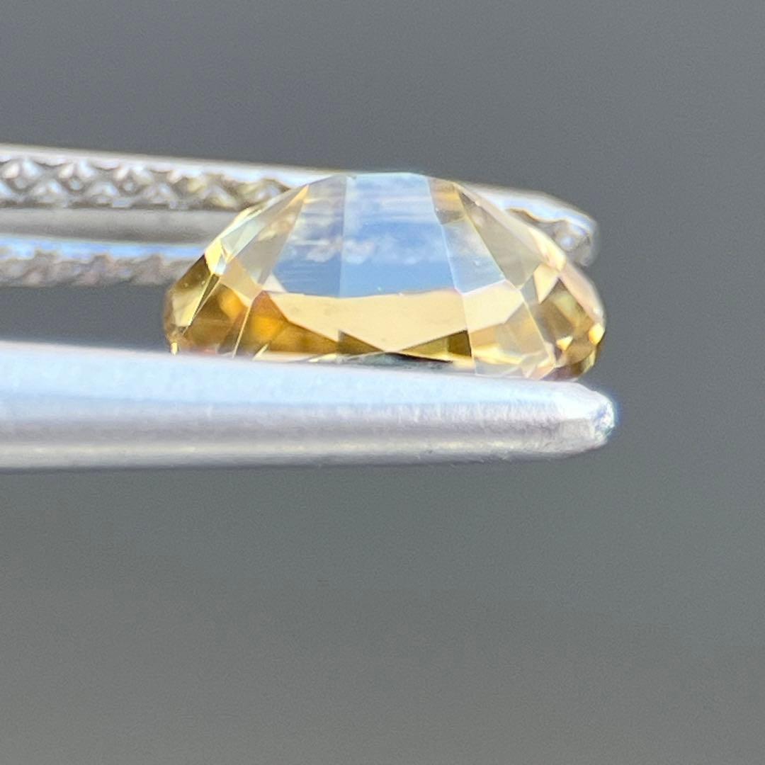 スリランカ産非加熱天然クリソベリルルース