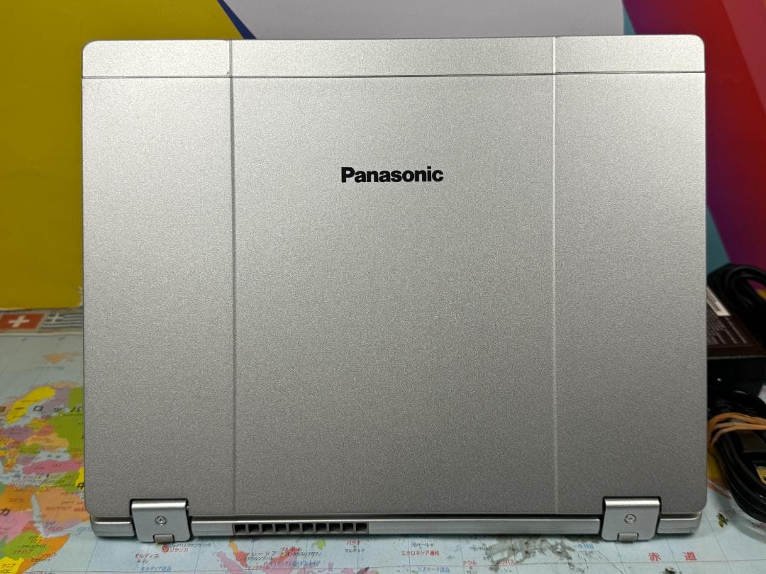 極美品 LTE レッツノート CF-QV8 12型 タッチパネル 2in1 軽量