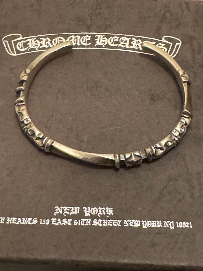 ディールデザイン　シルバー925製　バングル