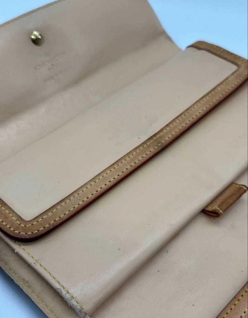 ルイヴィトン モノグラム マルチカラー ポルトトレゾール インターナショナル