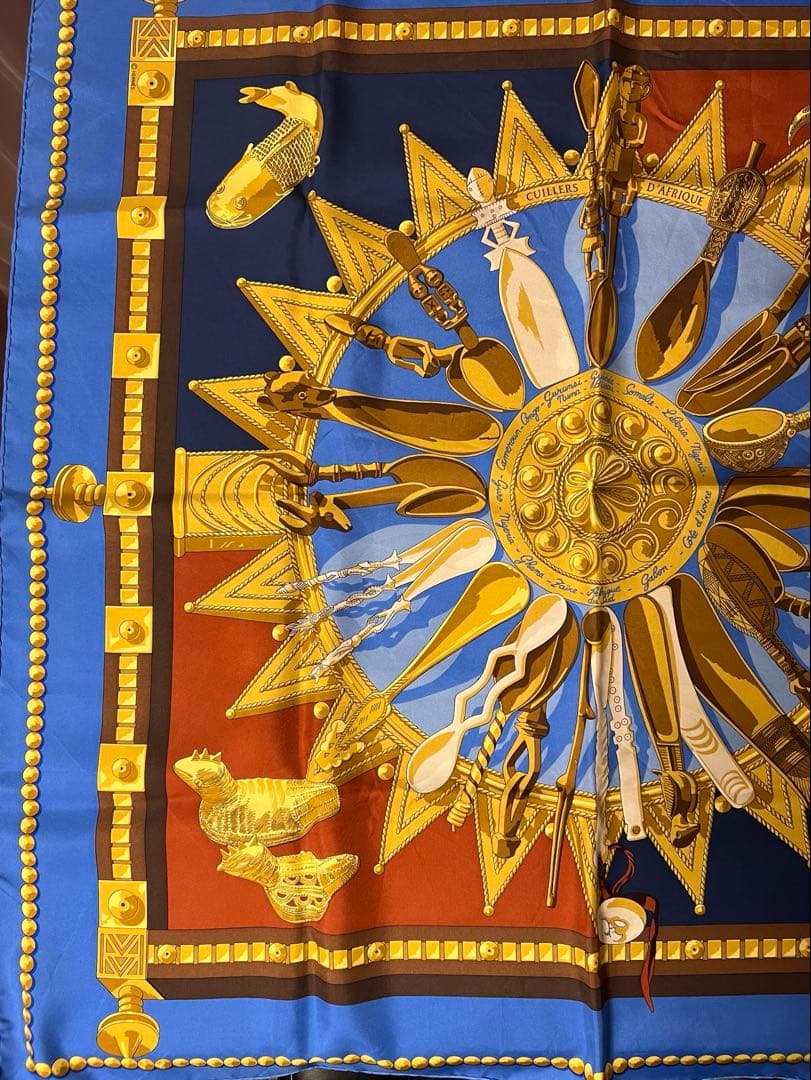 HERMES エルメス　スカーフ　 カレ90 エレファント　ブルー