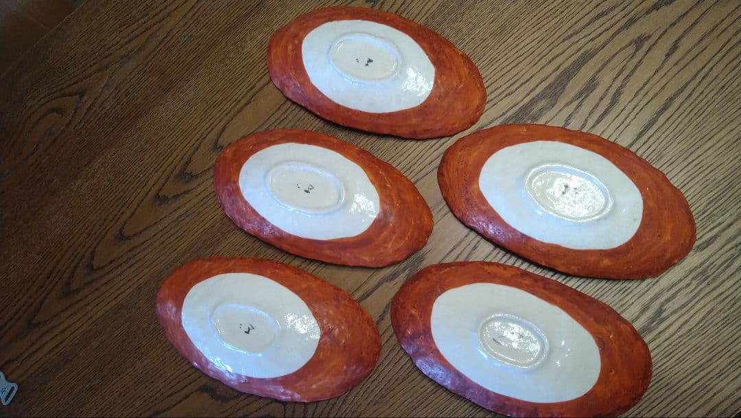 黒岩卓実氏 赤絵の楕円皿 (五客セット）