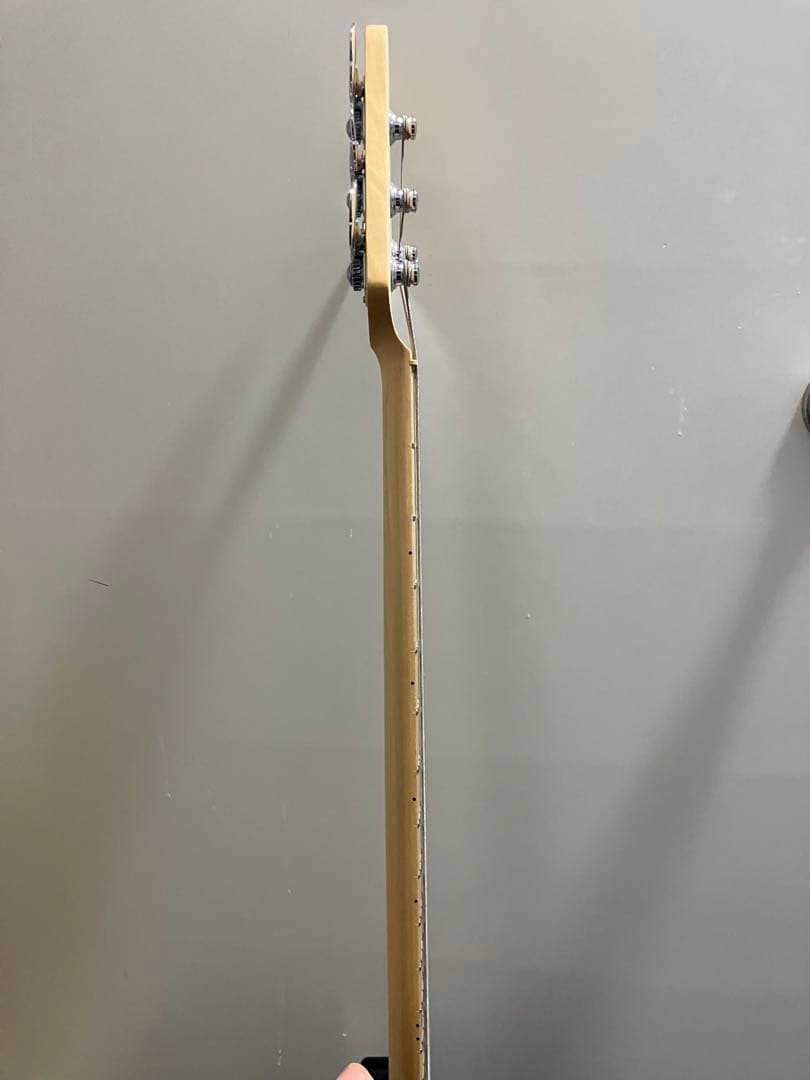 ち*る様 Sterling by Music Man StingRayエレキベー