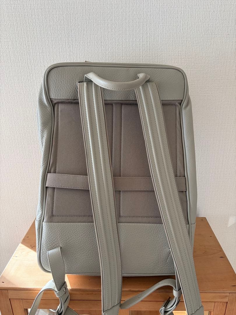 objects.io ソフトバックパックスモール　ホワイトベージュ　土屋鞄