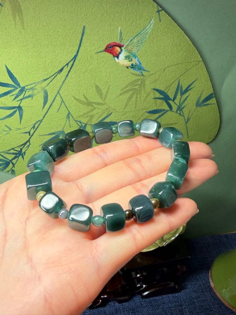 個性‼️天然本翡翠　魅力的な深いブルー、氷藍水原石ブレスレット