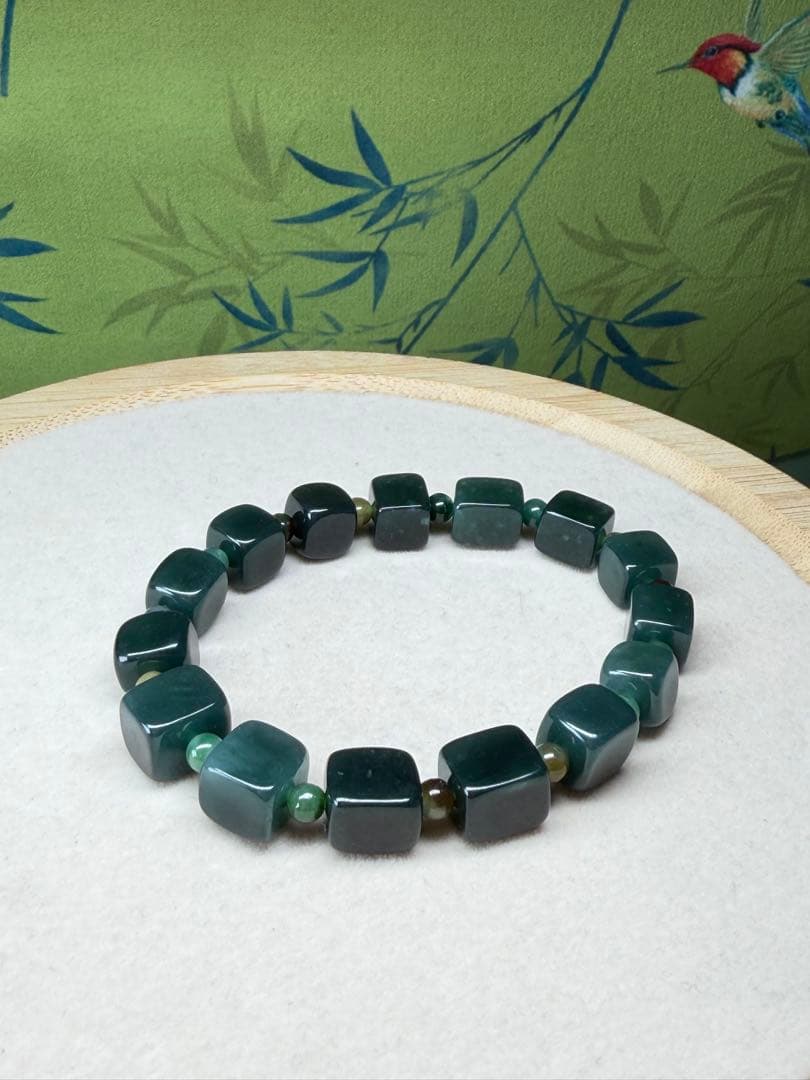 個性‼️天然本翡翠　魅力的な深いブルー、氷藍水原石ブレスレット