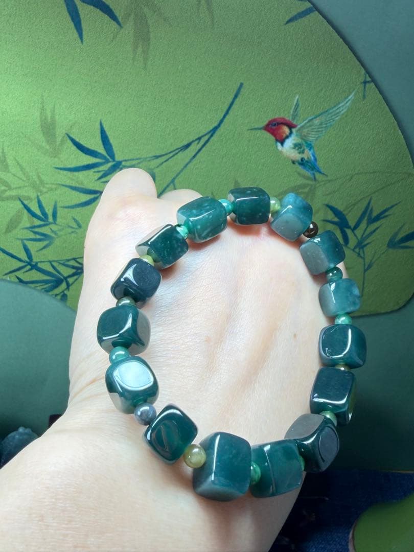 個性‼️天然本翡翠　魅力的な深いブルー、氷藍水原石ブレスレット