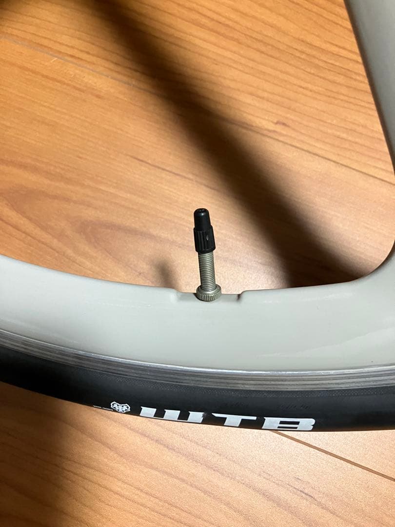 AEROSPOKE エアロスポーク フロント 700C ピスト バトンホイール