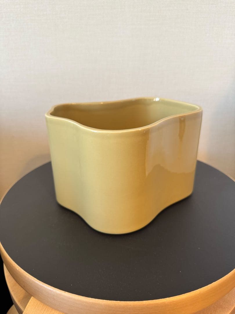 新品未使用　アルテック　Artek リーヒティエ　プラントポット　ライトグリーン