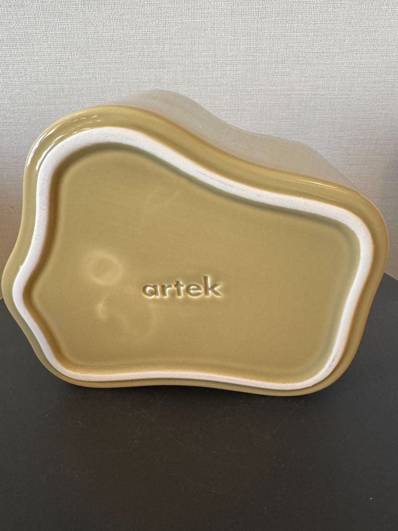 新品未使用　アルテック　Artek リーヒティエ　プラントポット　ライトグリーン