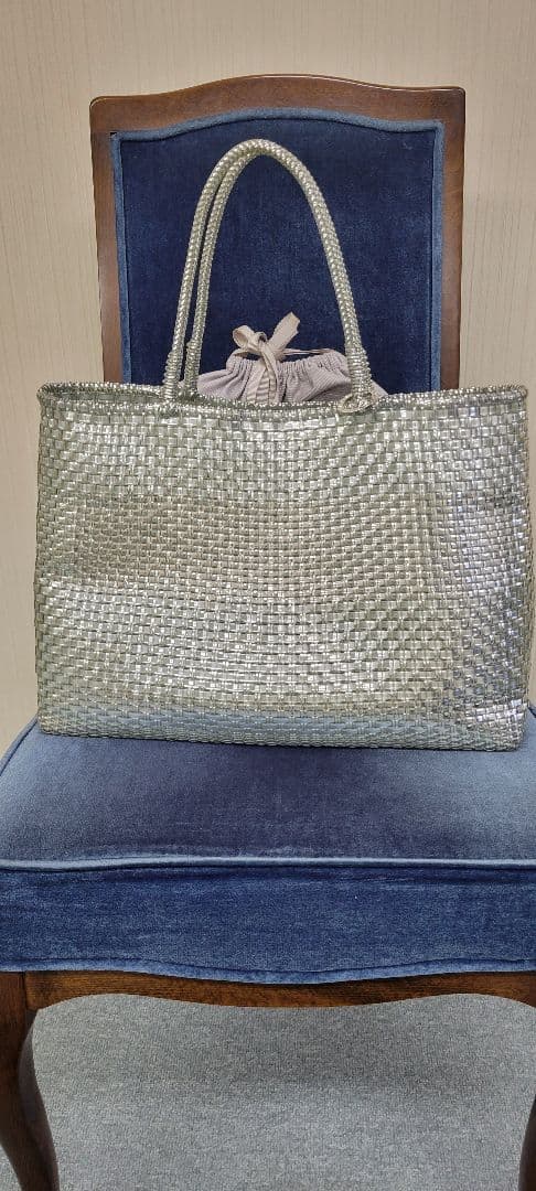 アンテプリマ　イントレッチオ　シルバー　ワイヤーバッグ