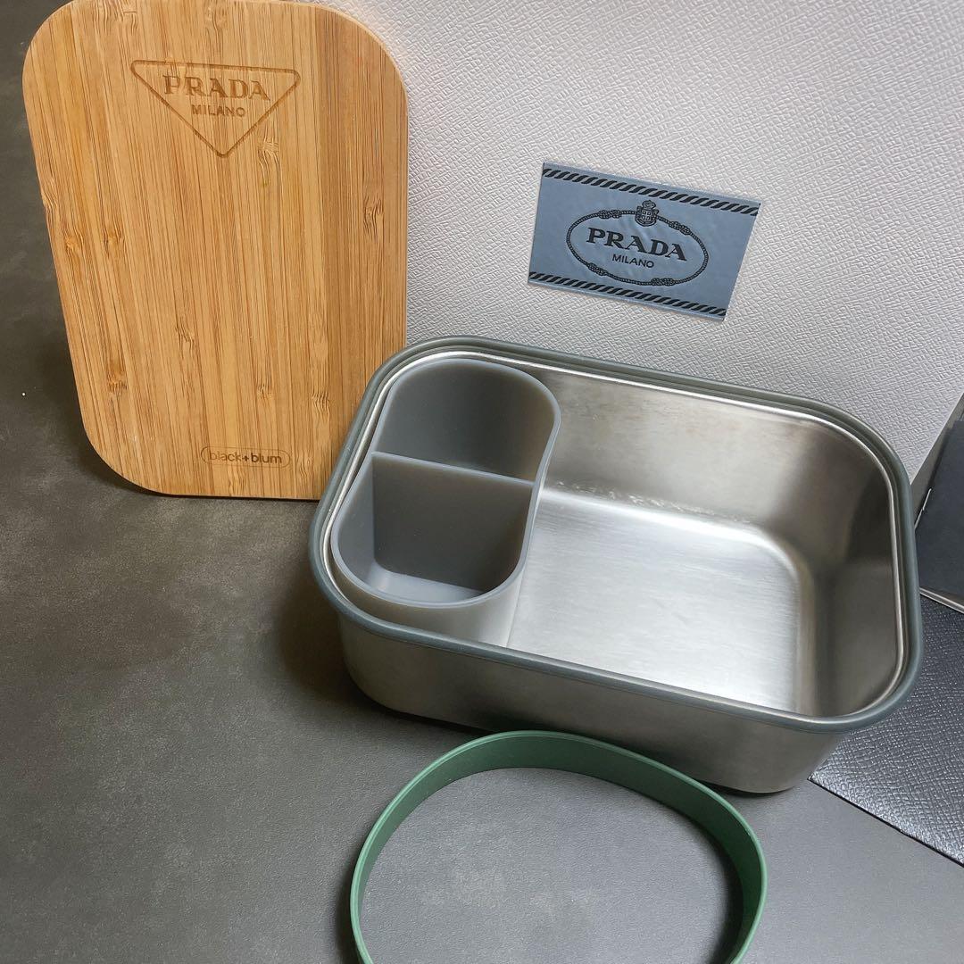 希少　PRADA ランチボックス★ お弁当箱