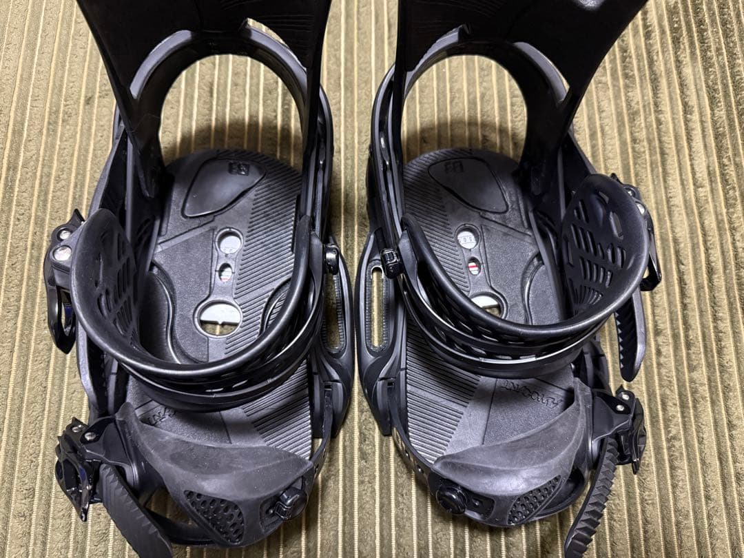 BURTON ⭐︎CARTEL⭐︎カーテル⭐︎ビンディング⭐︎EST⭐︎M⭐︎未使用に近い