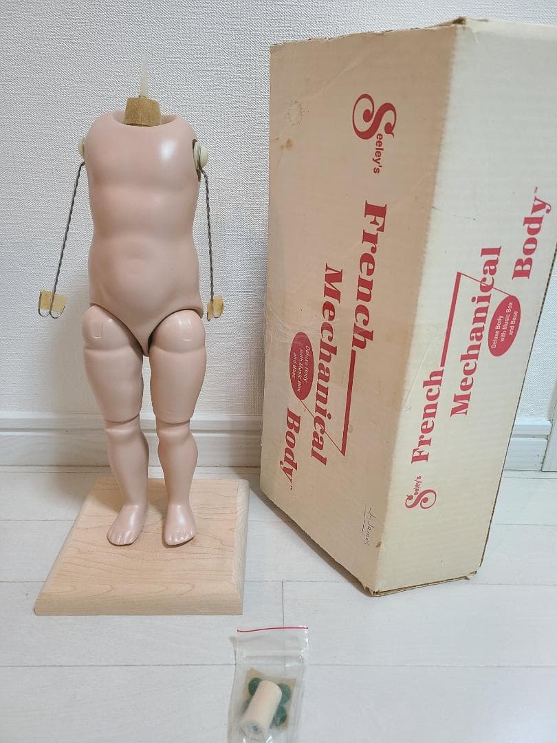 オルゴール付き ビスクドール コンポジションボディ シーリー社 Seeley社