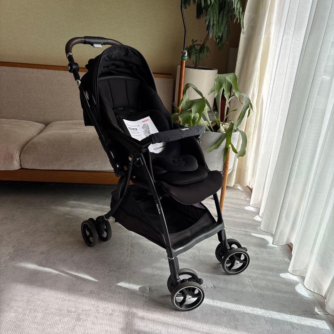 Aprica ラクーナクッションフリープラス　対面可ベビーカー