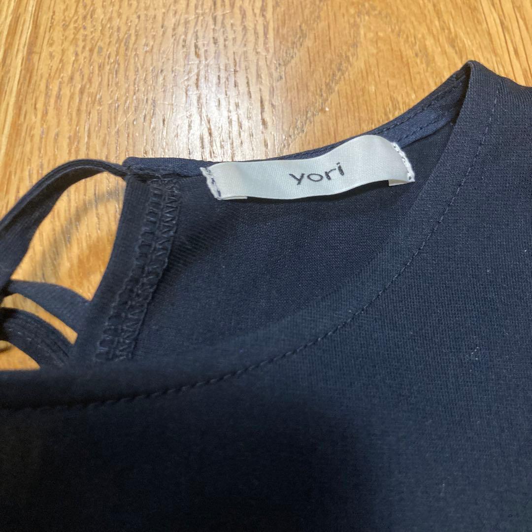 yori ヨリ ヘムフレア トリコット カットソー バックリボン