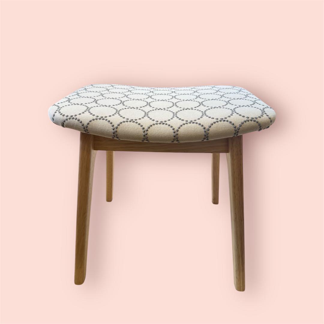 ミナペルホネン使用スツール　オットマン　イス　　チェア　家具　インテリア　椅子