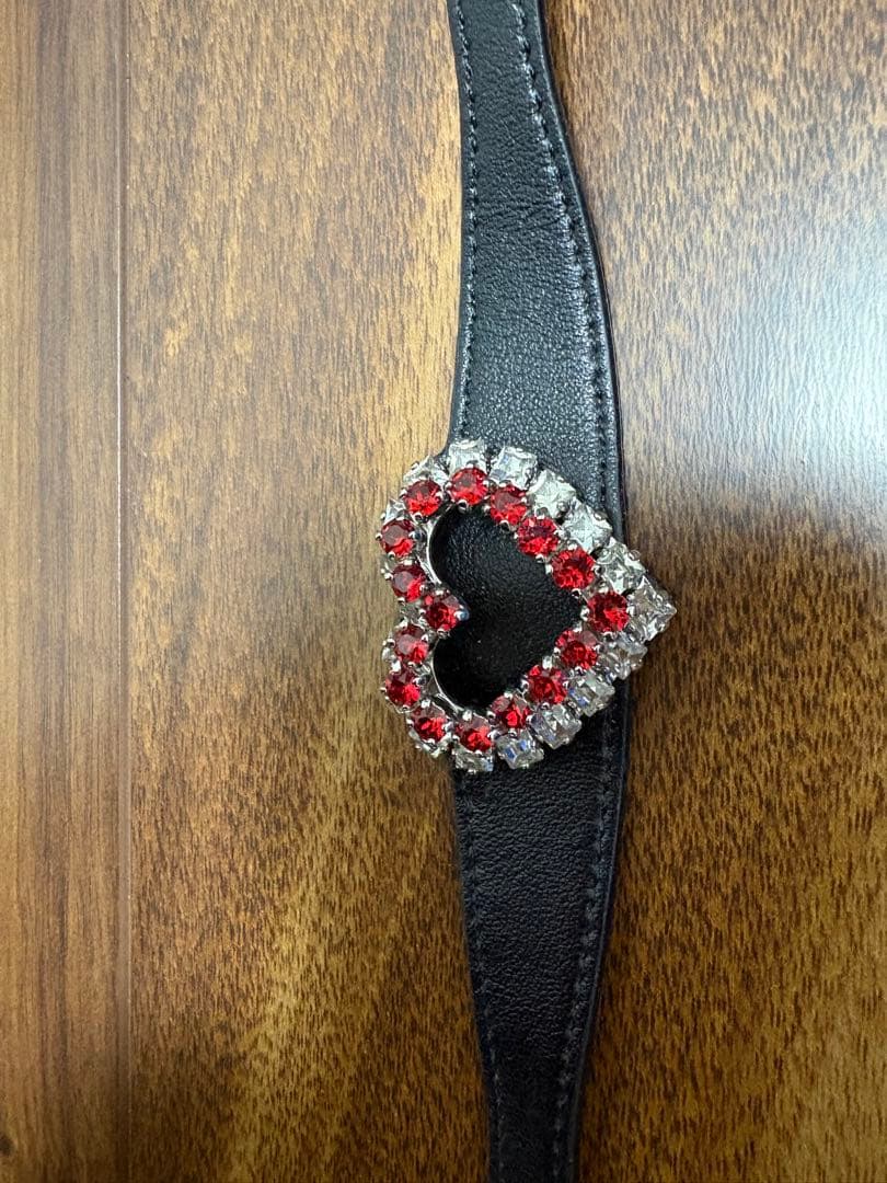 ハート型レザーブレスレット