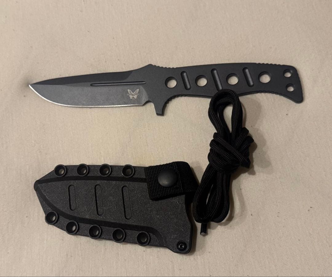 ピ*ス様 サバイバルナイフ