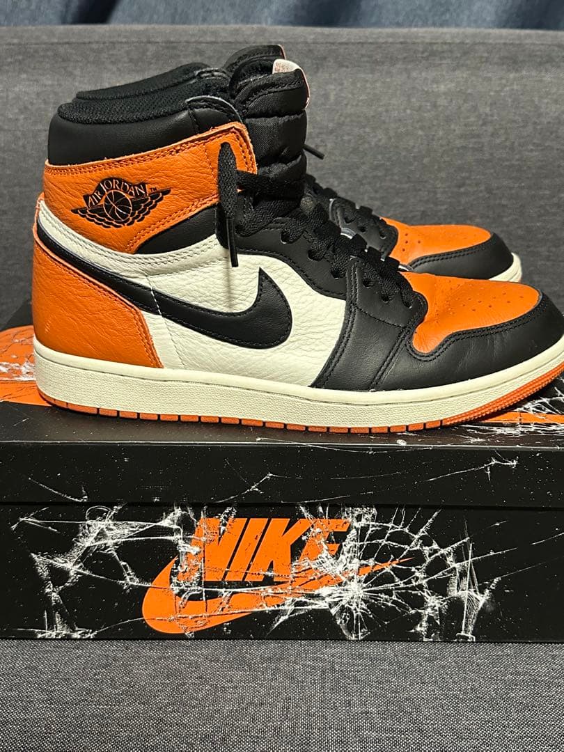 靴 Nike Air Jordan 1 \"Shattered Backboard\"