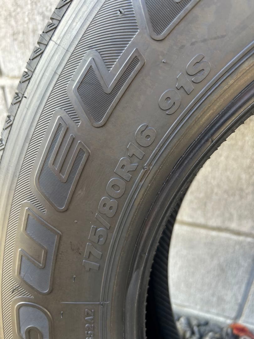 納車前外し　ジムニーJB64純正タイヤ4本セット　175/80R16