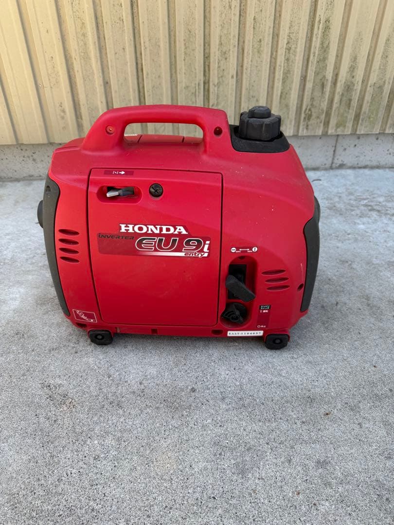 Honda EU9i インバーター発電機 900W