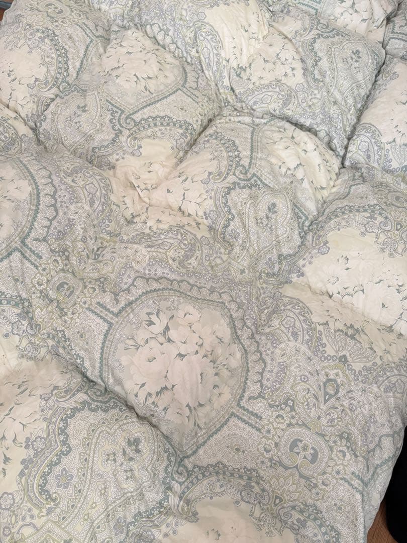 西川　羽毛布団　シングル　ダウン90% ゴールデンナイト