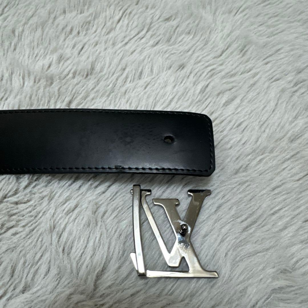 Louis Vuitton ブラックレザーベルト　エクリプス