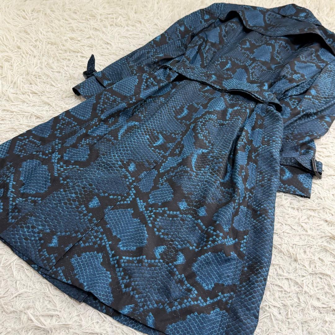 17047✨新品タグ付き✨バーバリー シルク100% パイソン柄 トレンチコート