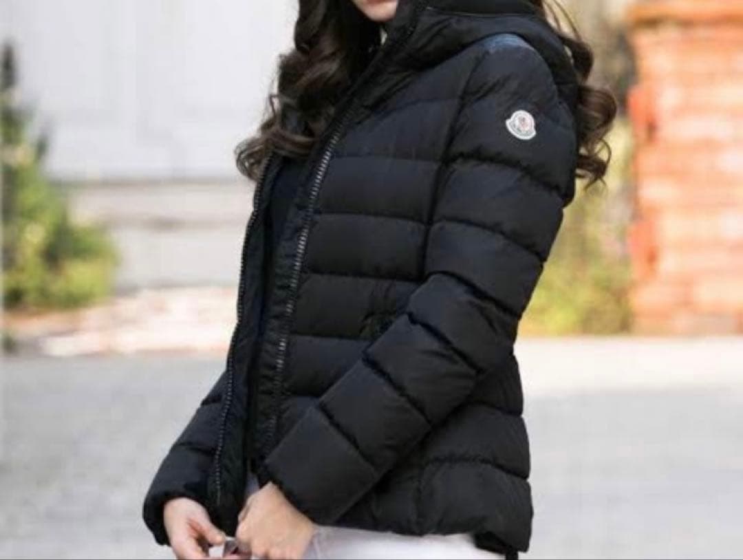 新品同様モンクレール MONCLER テトラ Tetra黒サイズ0