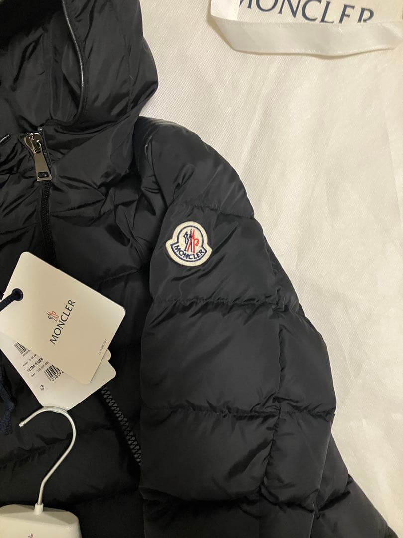新品同様モンクレール MONCLER テトラ Tetra黒サイズ0