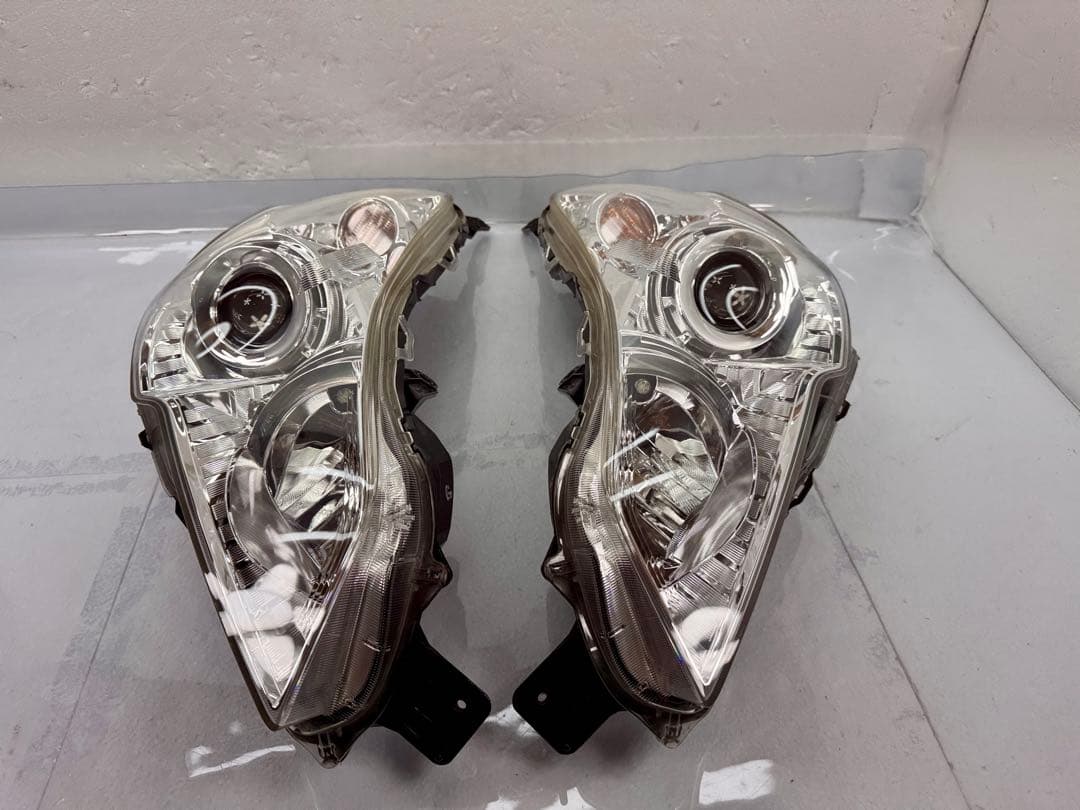 スバル レガシィ純正 後期 HID ヘッドライト 左右