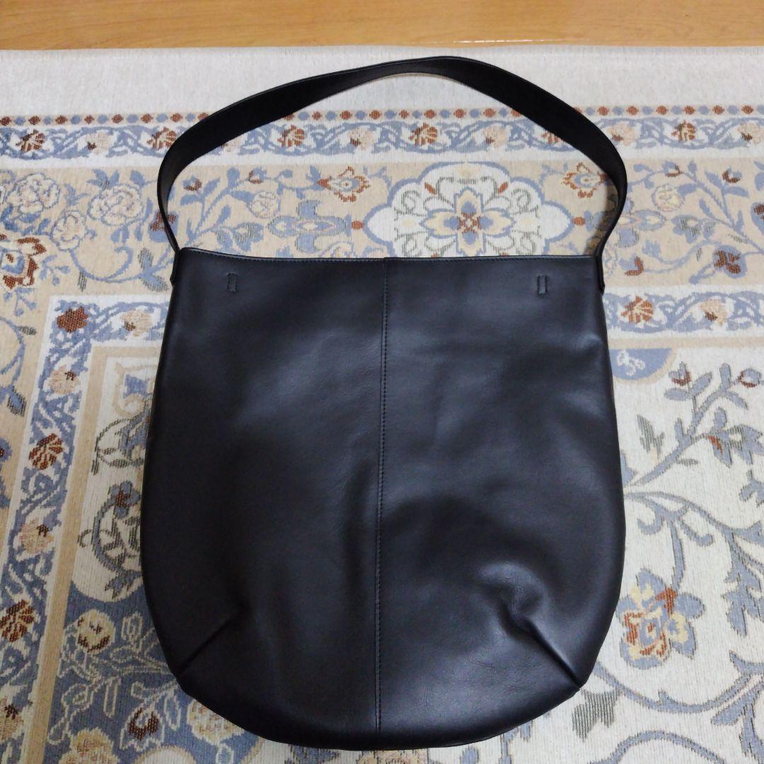 撥水レザーの2WAYトートバッグ