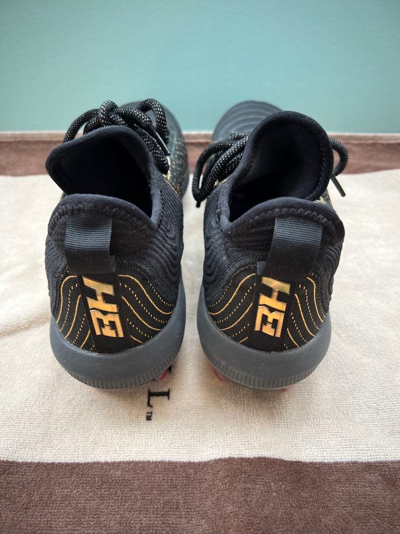 【新品】アンダーアーマー　野球スパイク　ハーパーモデル　27cm