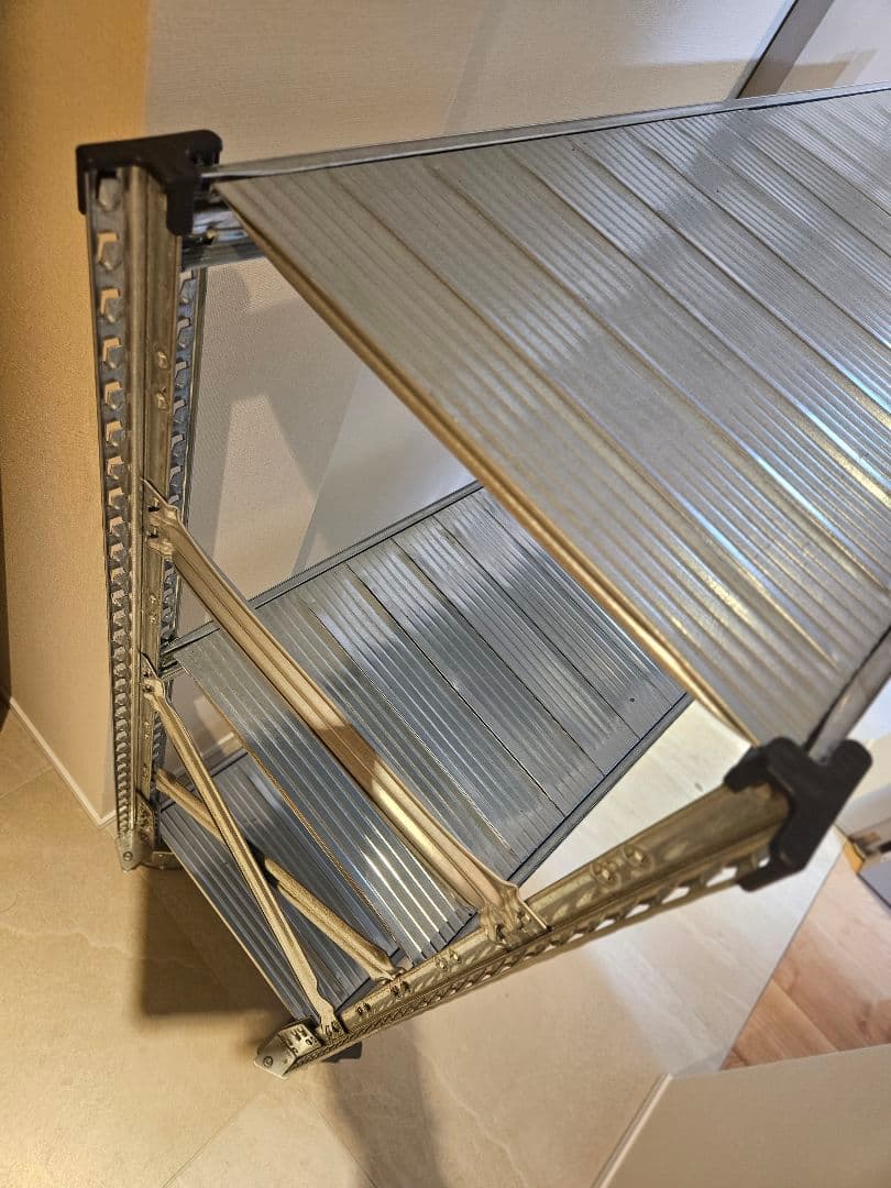 【直接引き取り歓迎】メタルシステム　3段スチールラック キャスター付き