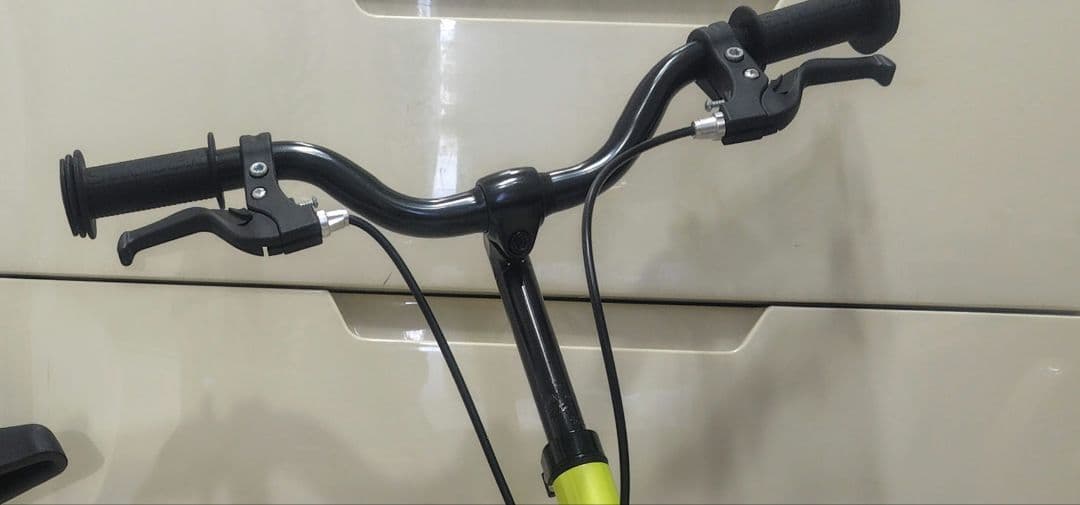 STRIDER ストライダー 14x ライムイエロー