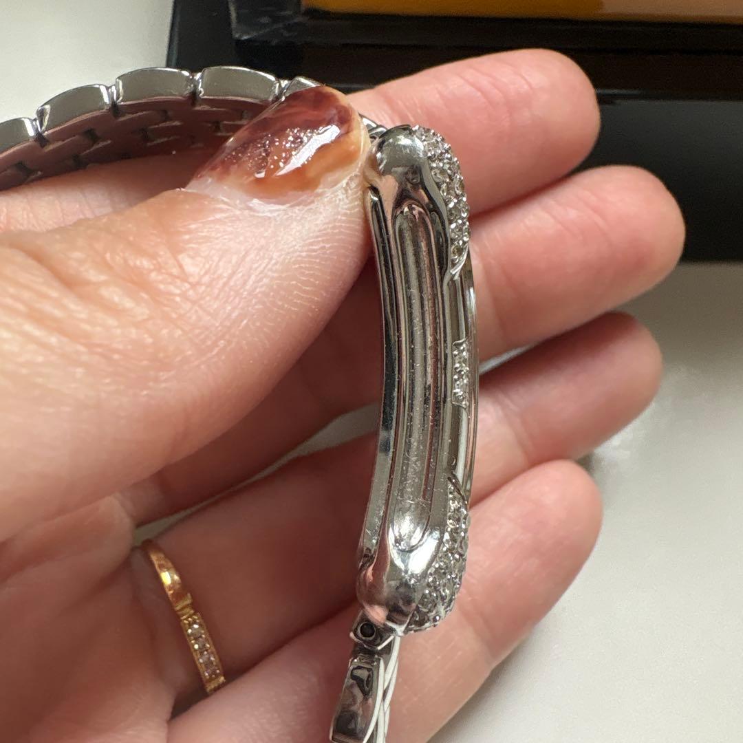 MISANI エルミタージュ　時計