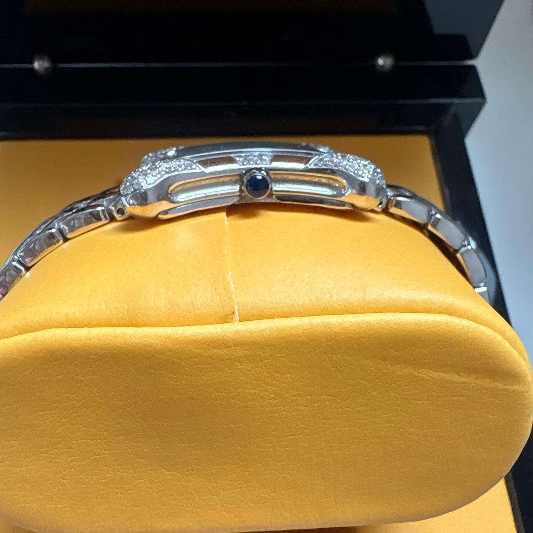 MISANI エルミタージュ　時計