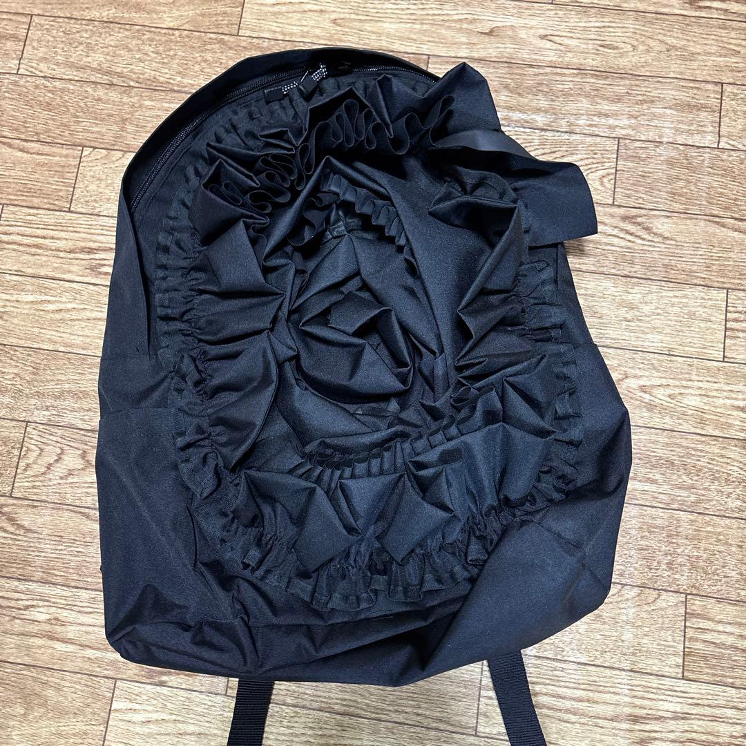 美品！gommeお花のブラックバックパック