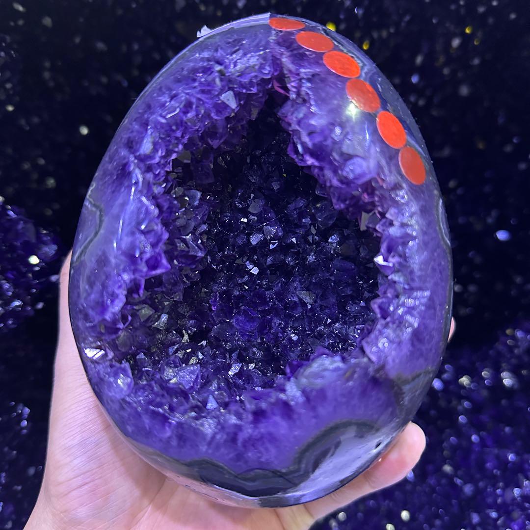 ウルグアイ産❣️天然石アメジストの卵形　置物D.475