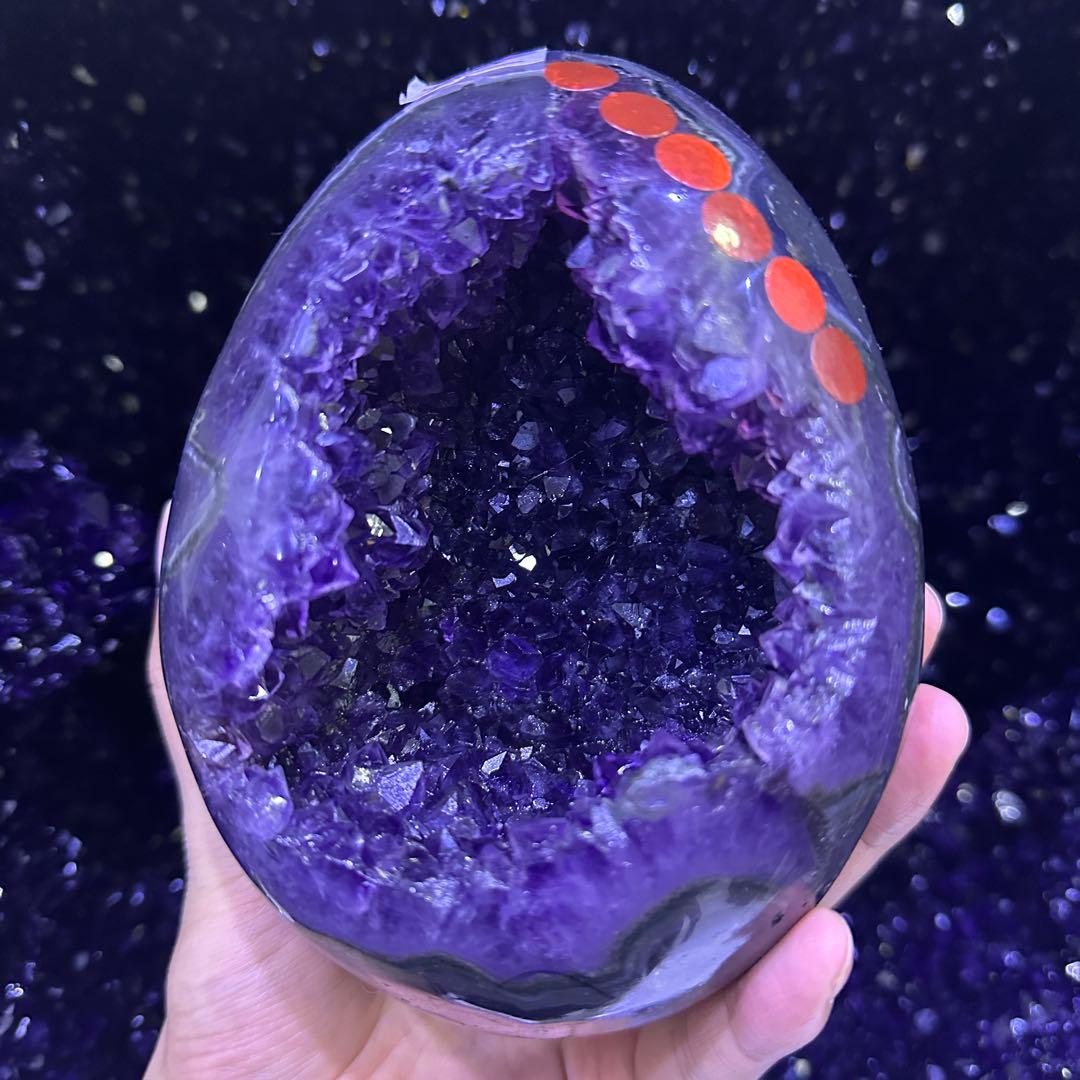 ウルグアイ産❣️天然石アメジストの卵形　置物D.475