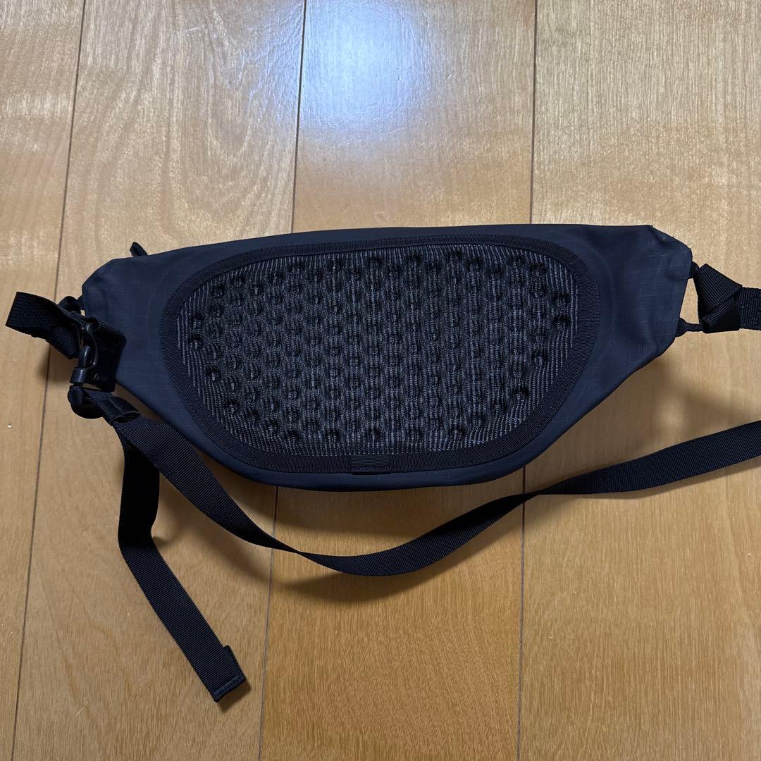 Arc'teryx グランヴィル クロスボディ バッグ ブラック