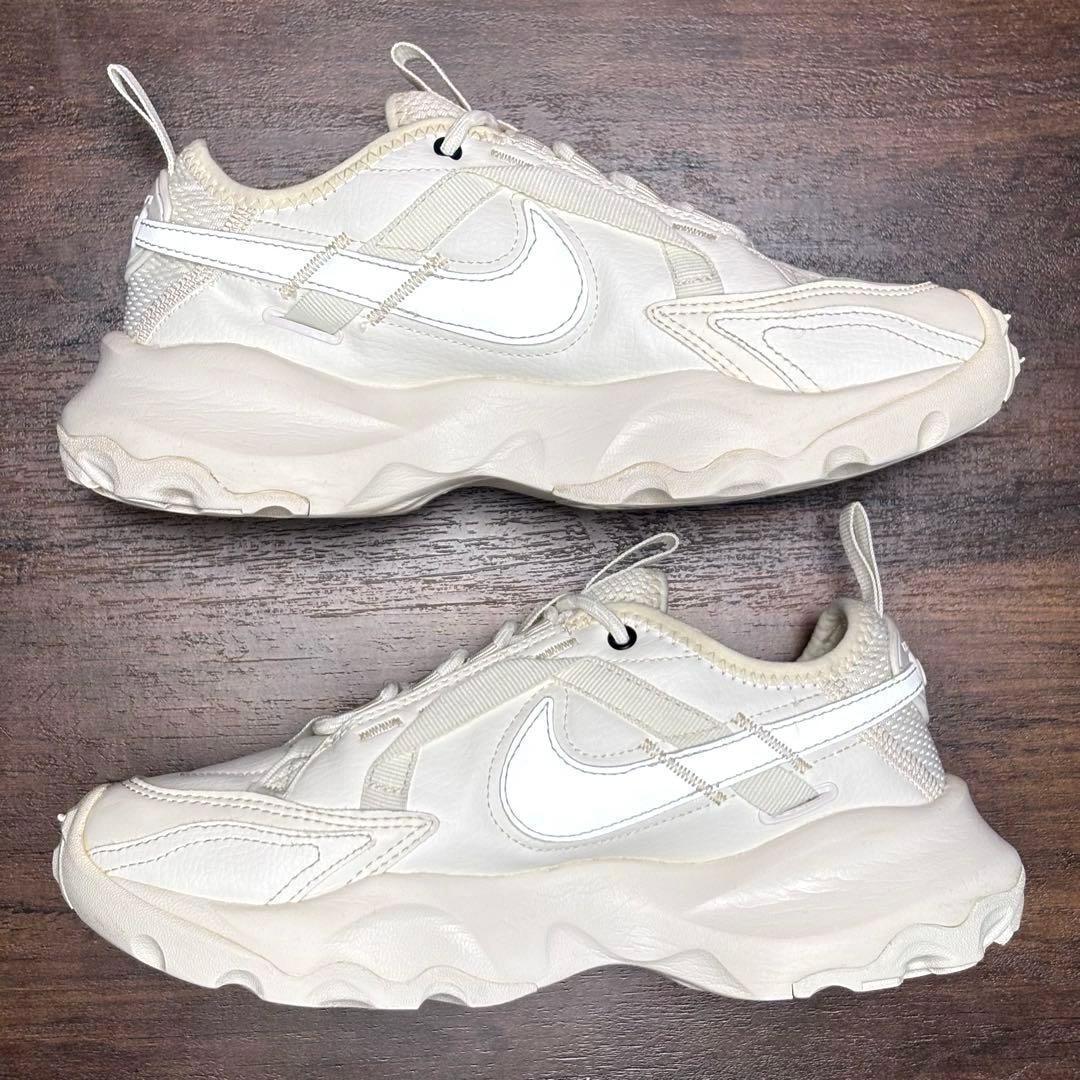 《BEAUTY&YOUTH》NIKE WMNS TC7900 23cm