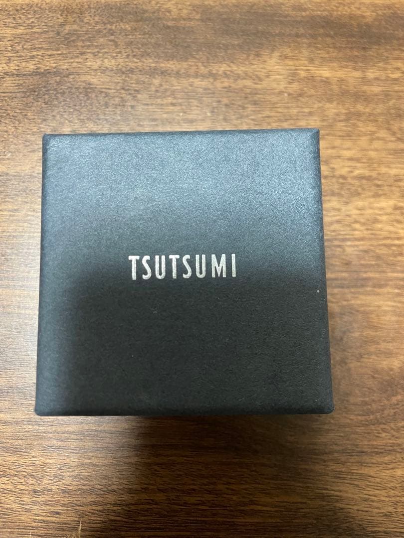 TSUTSUMI 18K スタッドピアス 箱付き