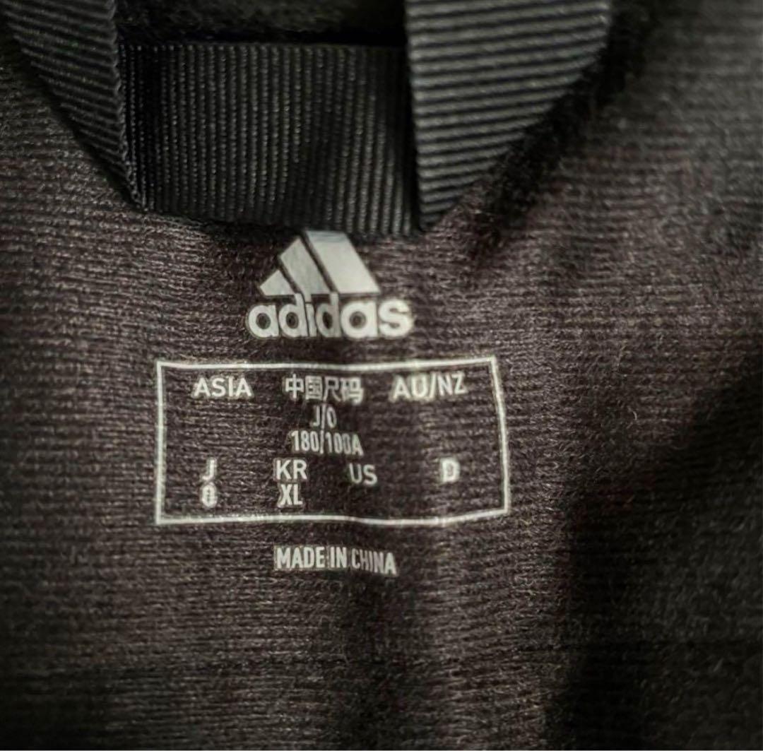 adidas ベンチコート