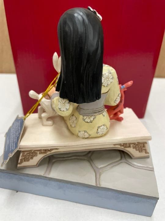 ディズニーショーケース 和服姿のムーラン　箱付き