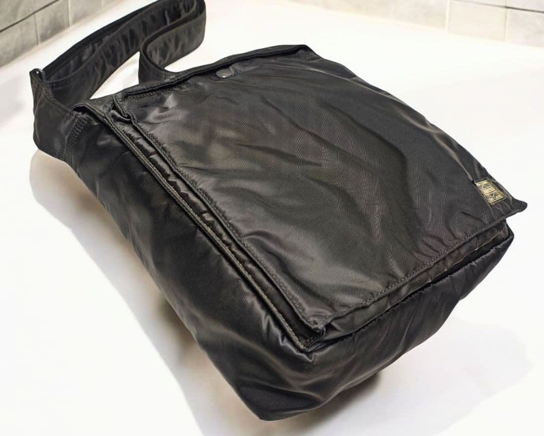 PORTER ポーター タンカー 縦型 ショルダーバッグ ブラック