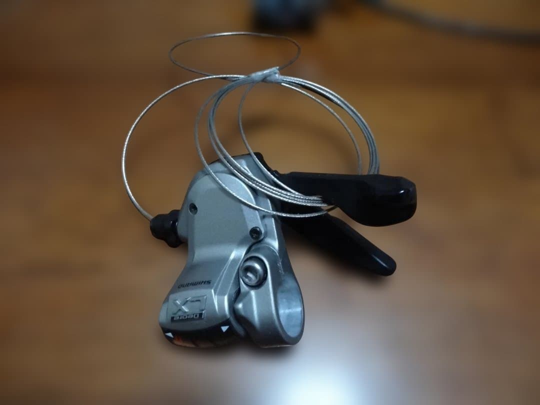 Shimano Deore 油圧ブレーキ＋シフトレバー（３×９速）セット（中古）