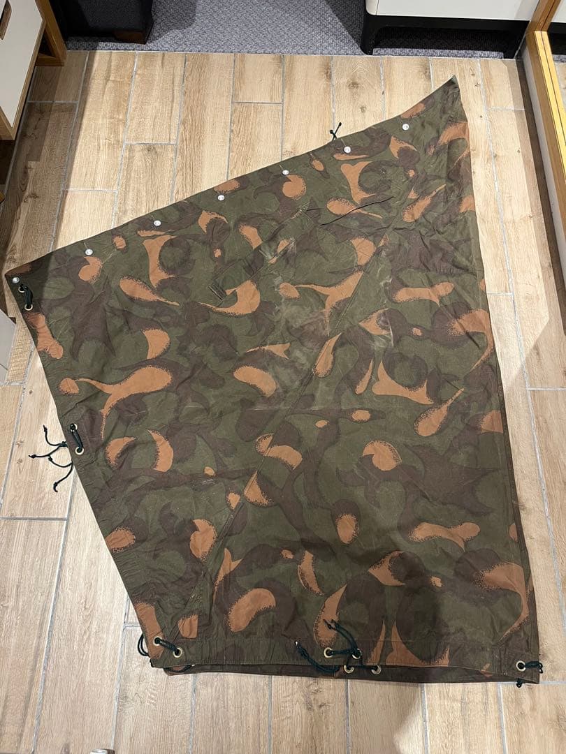 「肉」 ハンガリー軍　パリパリ 軍幕　ポンチョテント1 枚