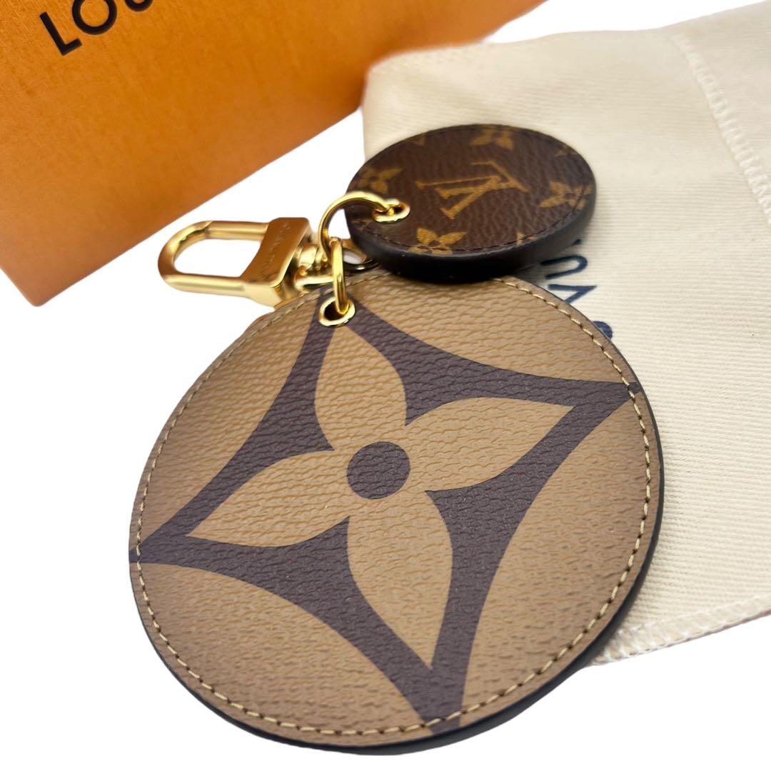 ルイヴィトン　ポルトクレ　イリュストレ　キーリング　バッグチャーム